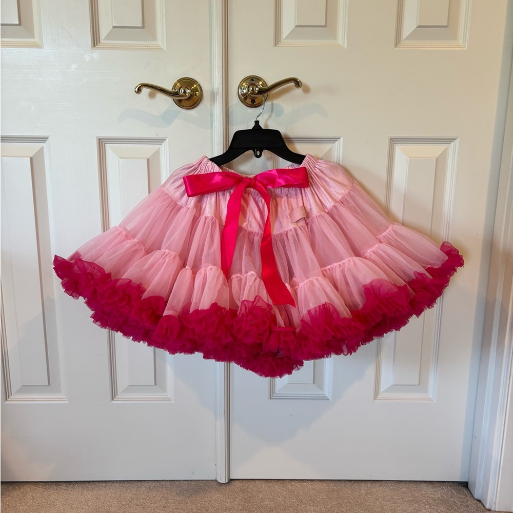 Twirl alert!  Super full, flouncy light pink & fuschia Tulle Skirt with Bow